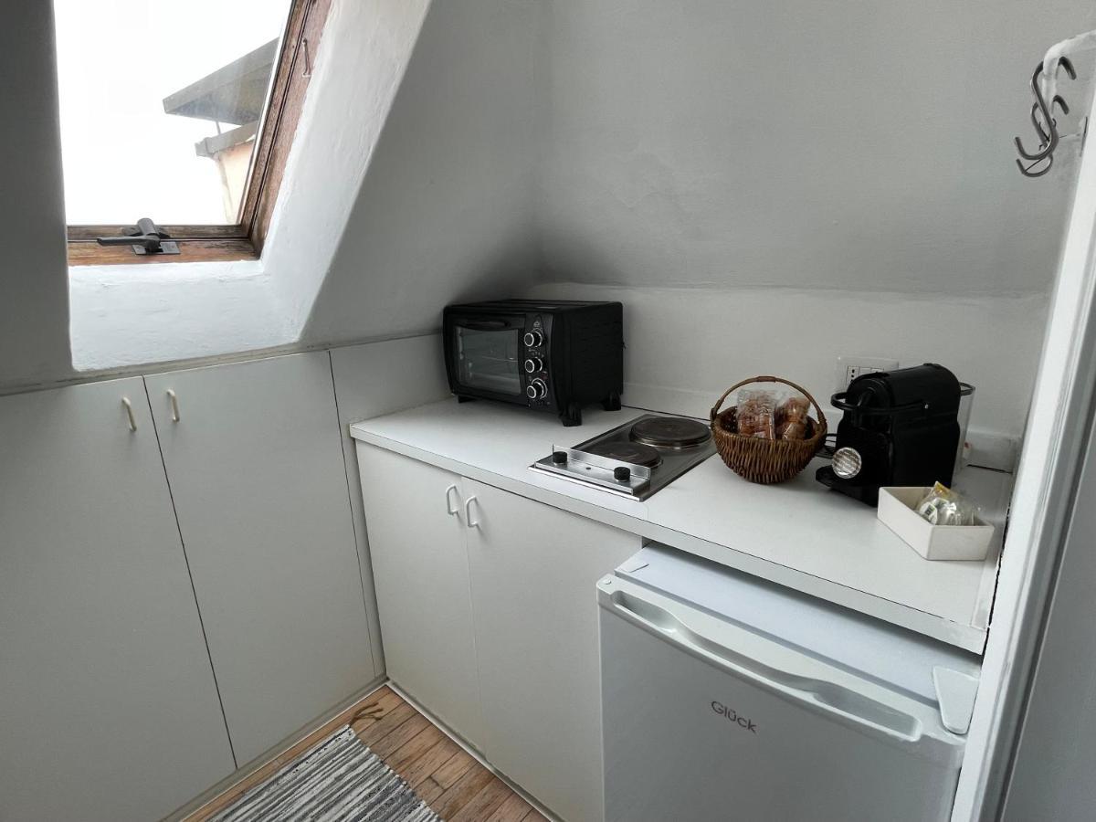 Appartement Tortona Tiny Attic Directly Connected To Duomo à Milan Extérieur photo